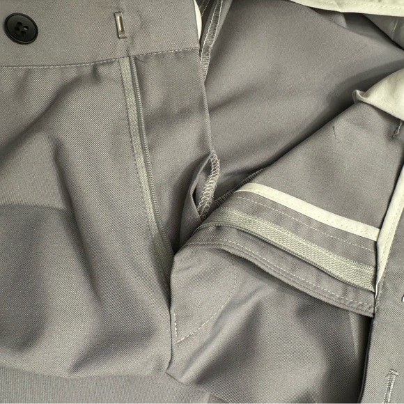 Nasir Silver Double Breasted Peaked Lapel Suit Size 44R - Picture 11 of 16